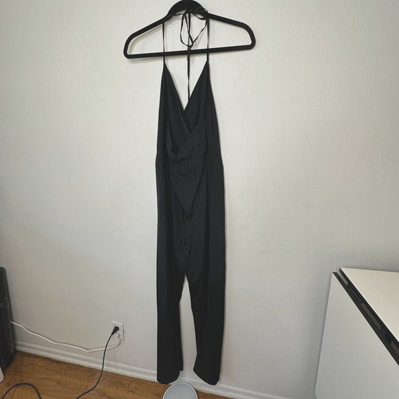 Kelly Renee Jet Black Wrap Sexy VNeck Spaghetti Halter Top Jumpsuit Romper M - Picture 5 of 13